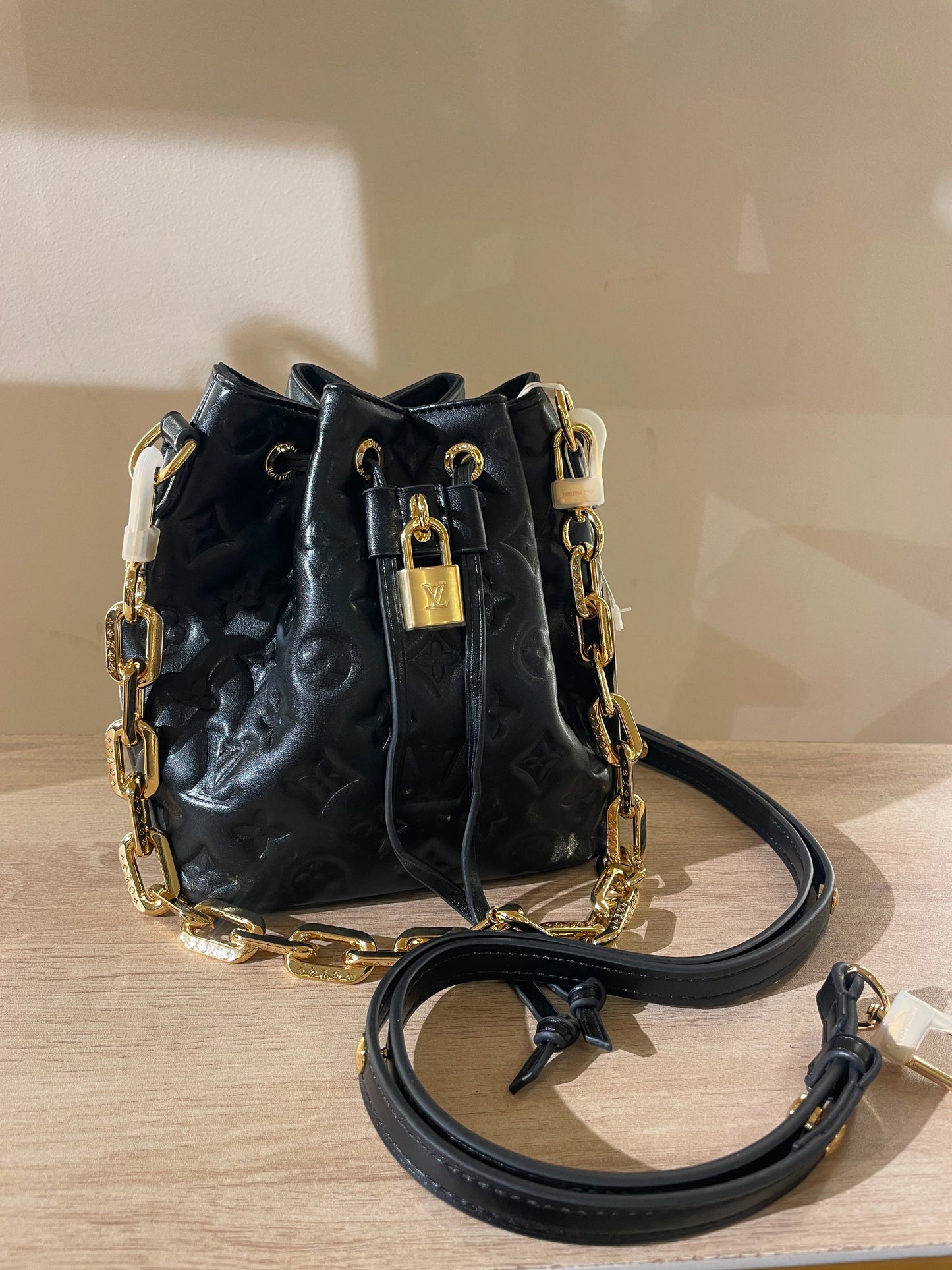 LV BAG