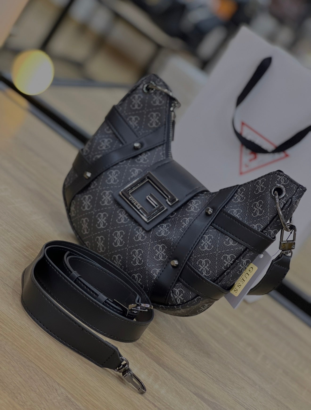 Guess shoulder bag