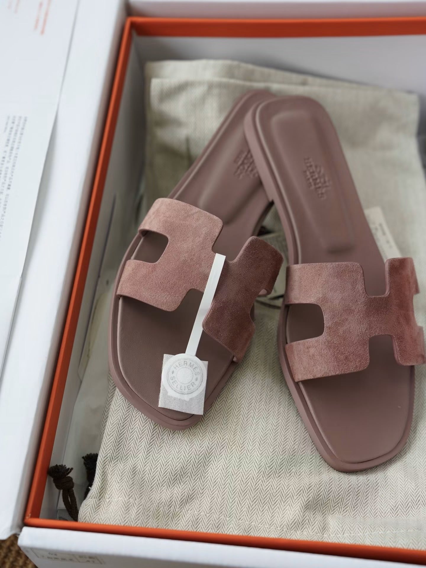Oran Sandal