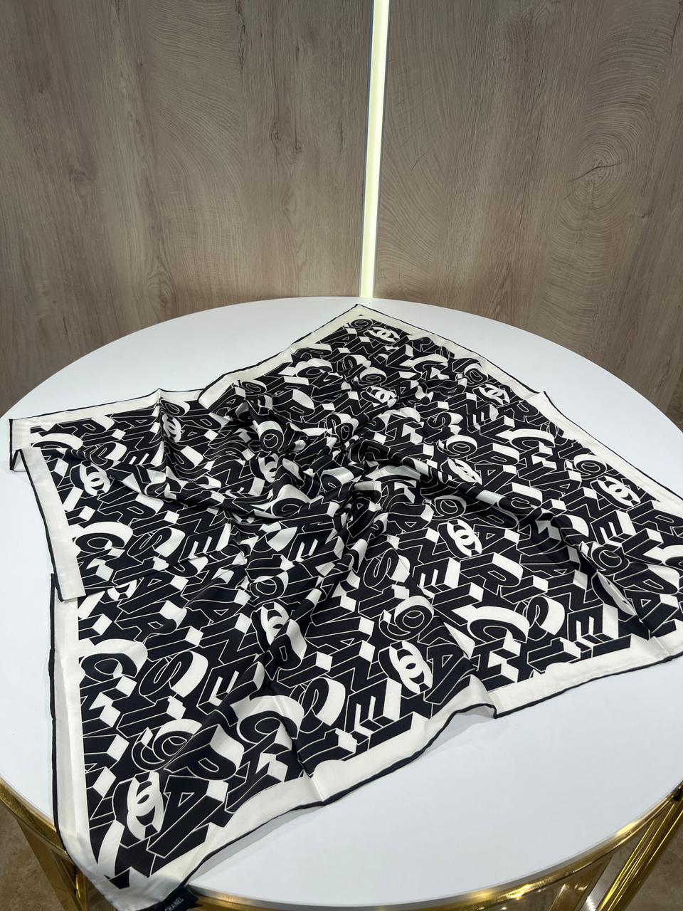 CHANNEL scarf