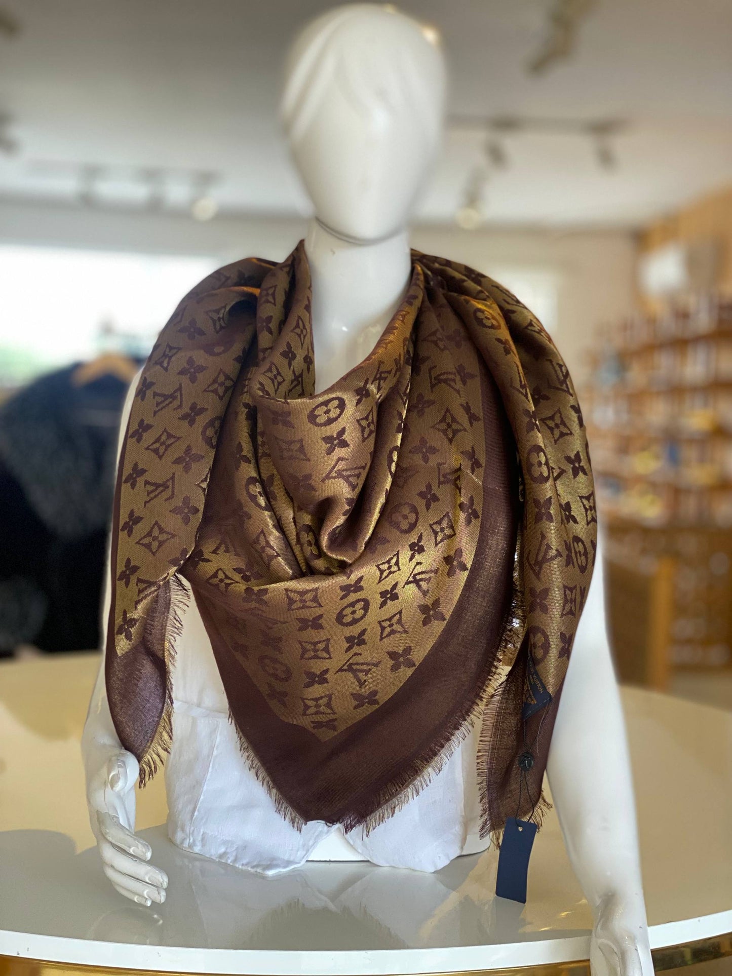 LV Scarf