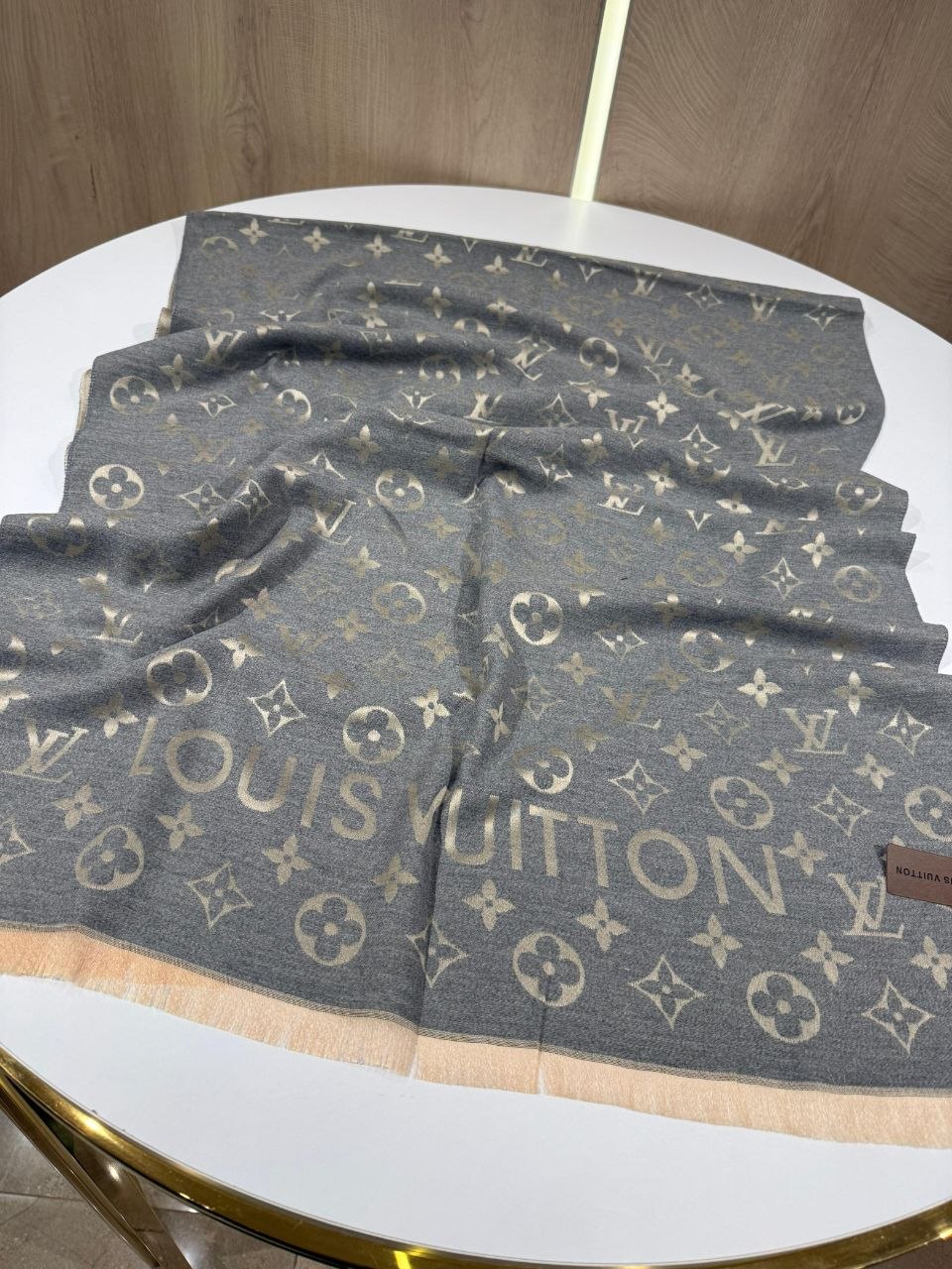 LV Scarf