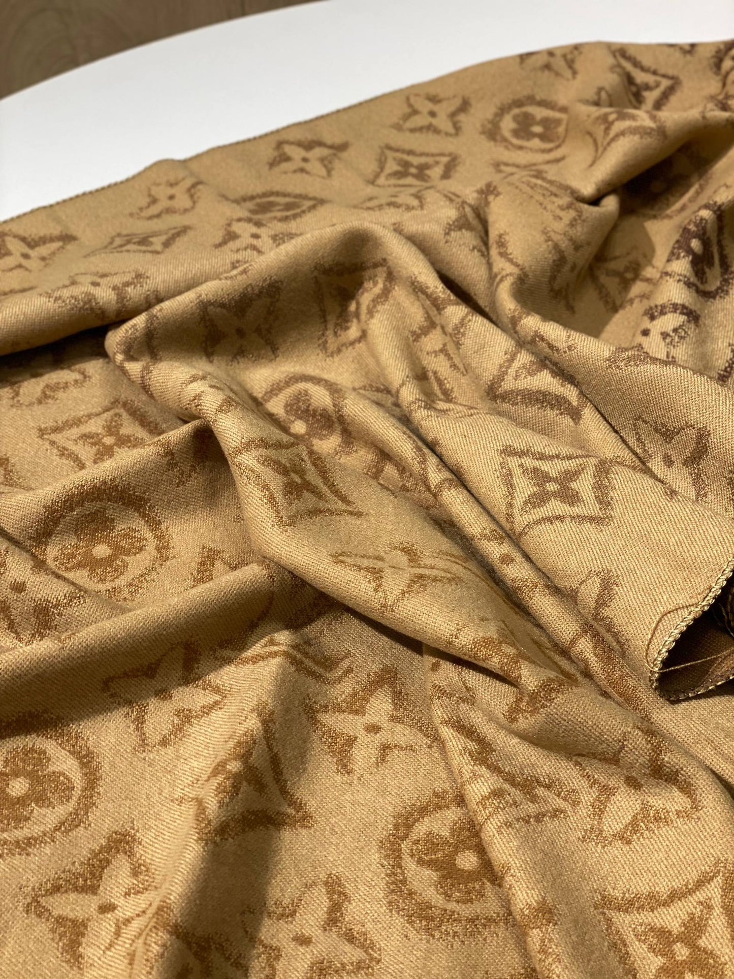 LV Scarf