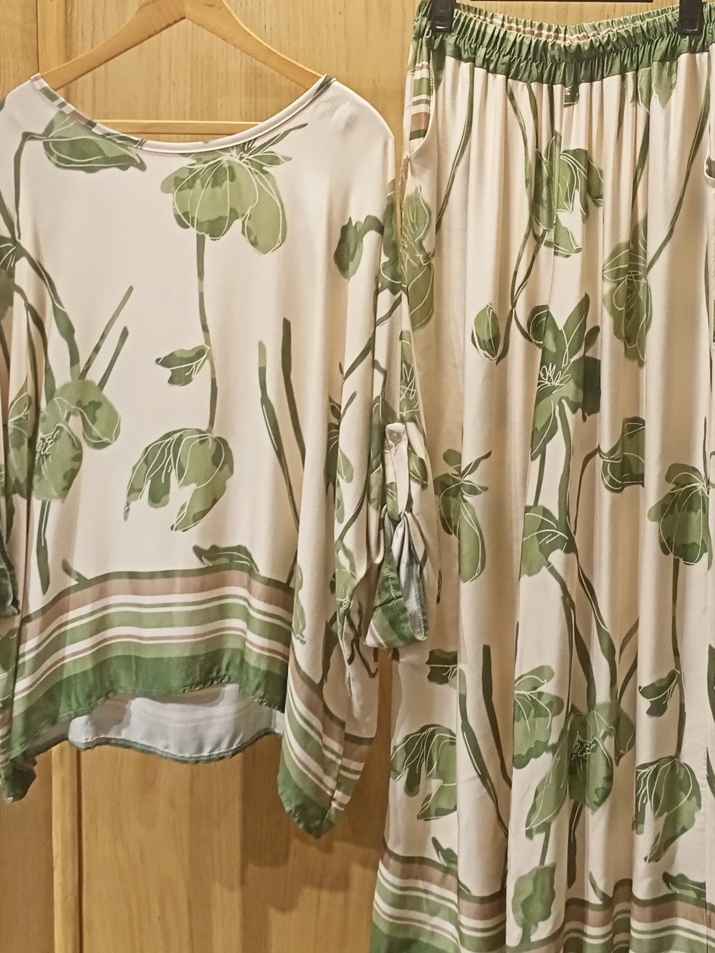 Suit New collection
