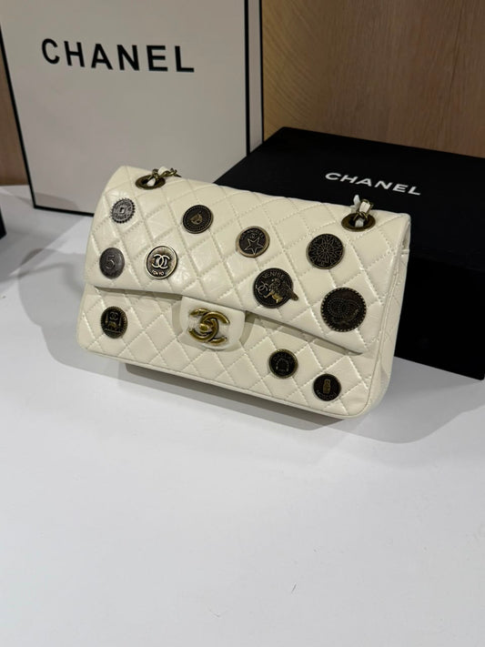 Chanel Classic Flap Bag (Limited Edition "Paris-Cosmopolite" Pin/Emblem Decor)