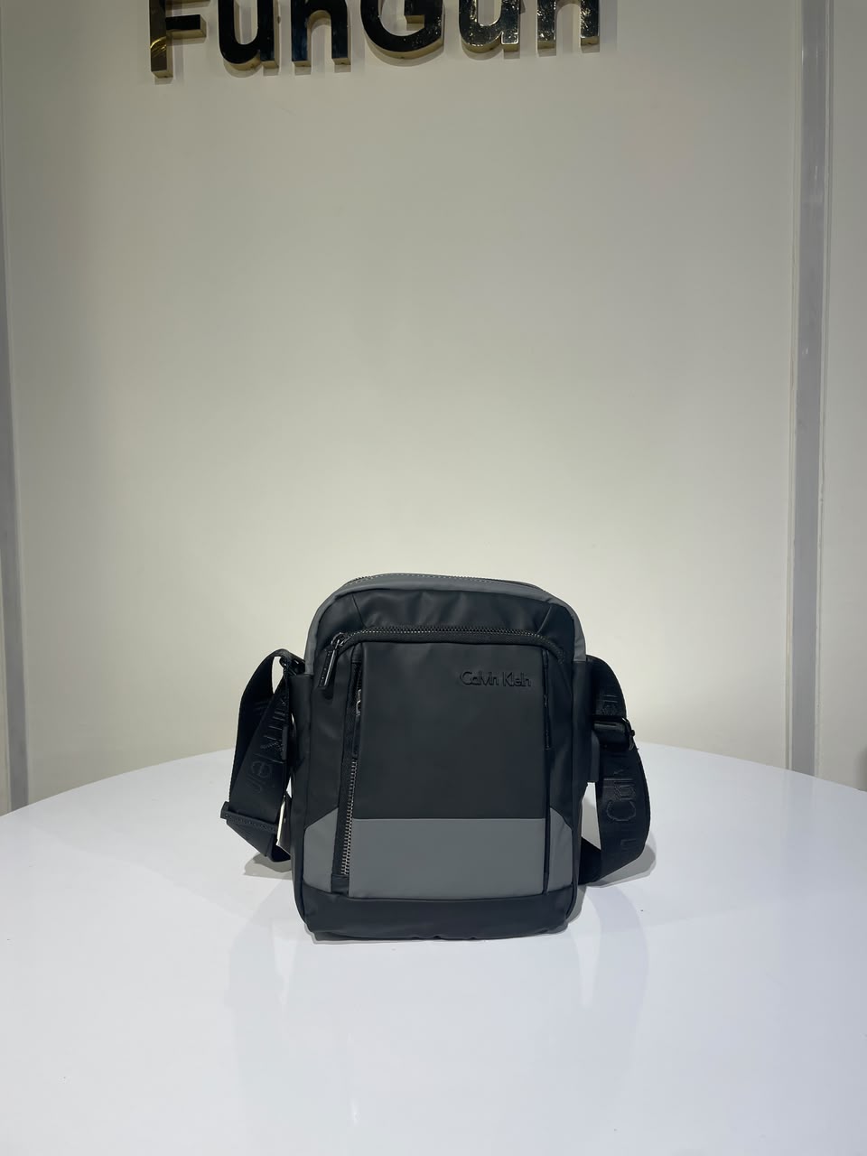 shoulder bag Calvin Klein original for men
