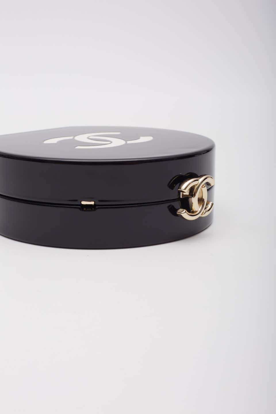 Chanel Resin Plexi Black White CC Camellia Minaudiere Clutch