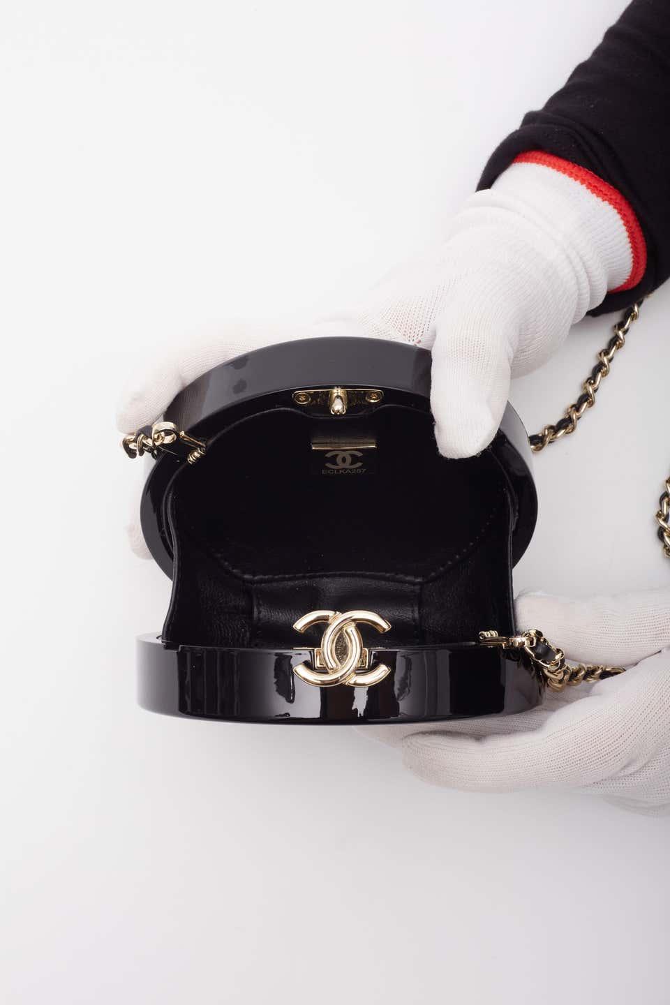 Chanel Resin Plexi Black White CC Camellia Minaudiere Clutch