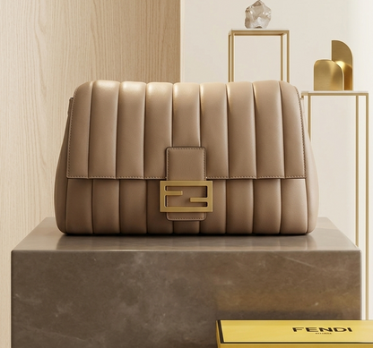 Fendi Mamma Baguette Medium