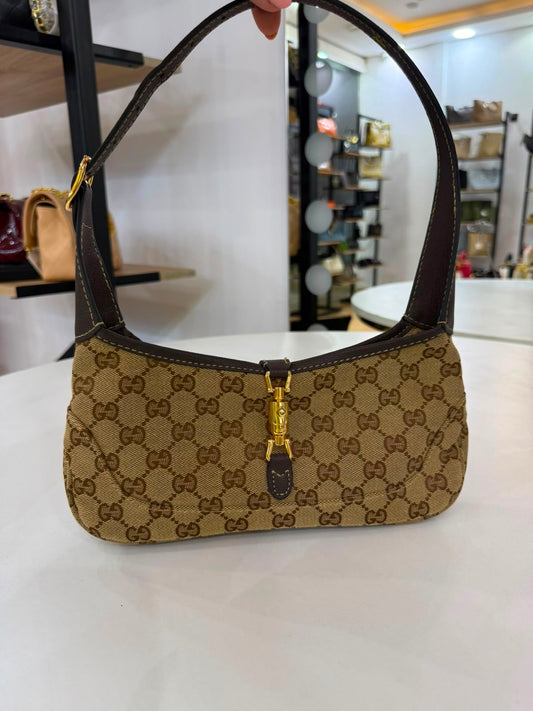Gucci Jackie 1961 medium shoulder bag