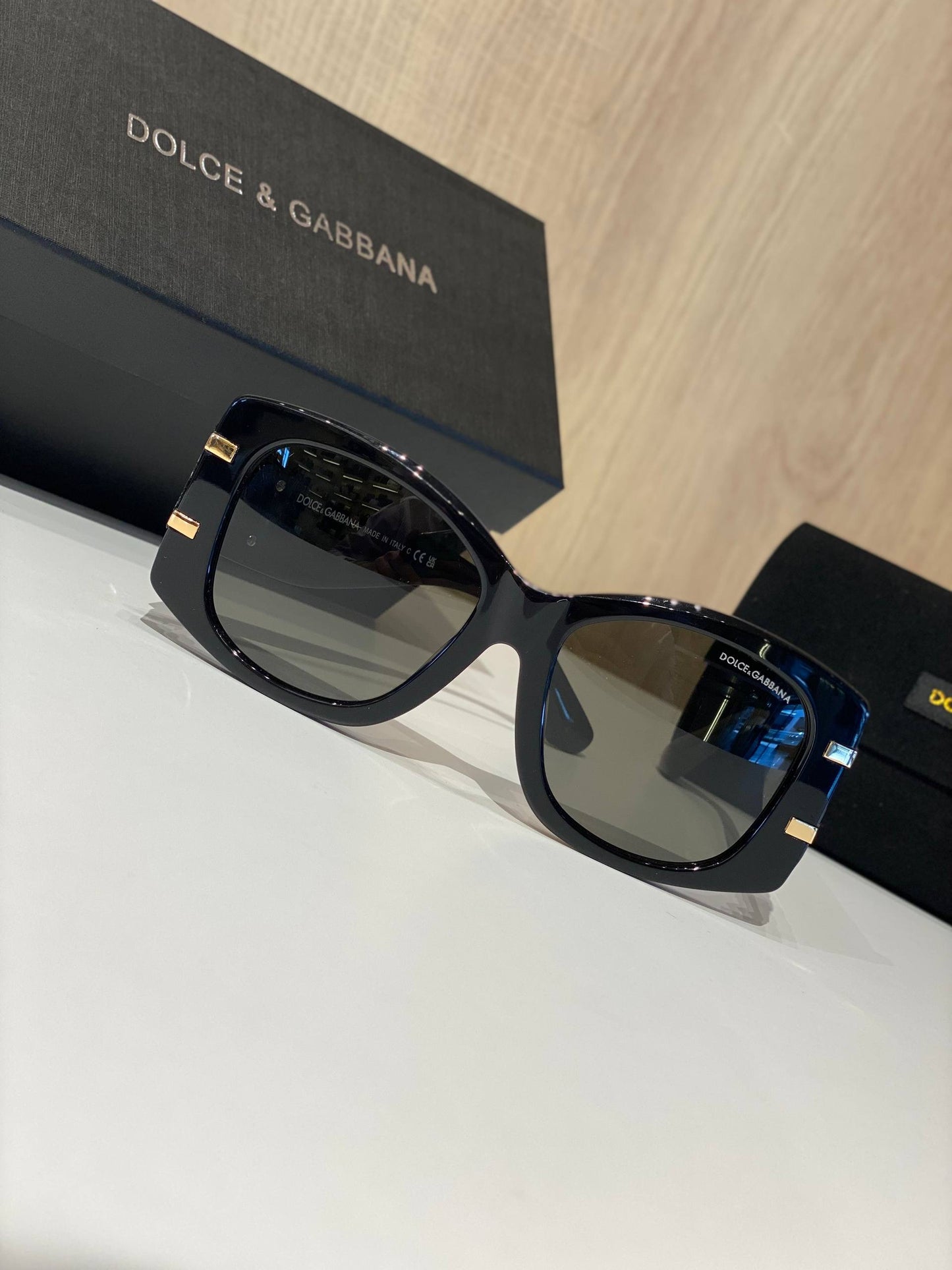 DOLCE & GABBANA