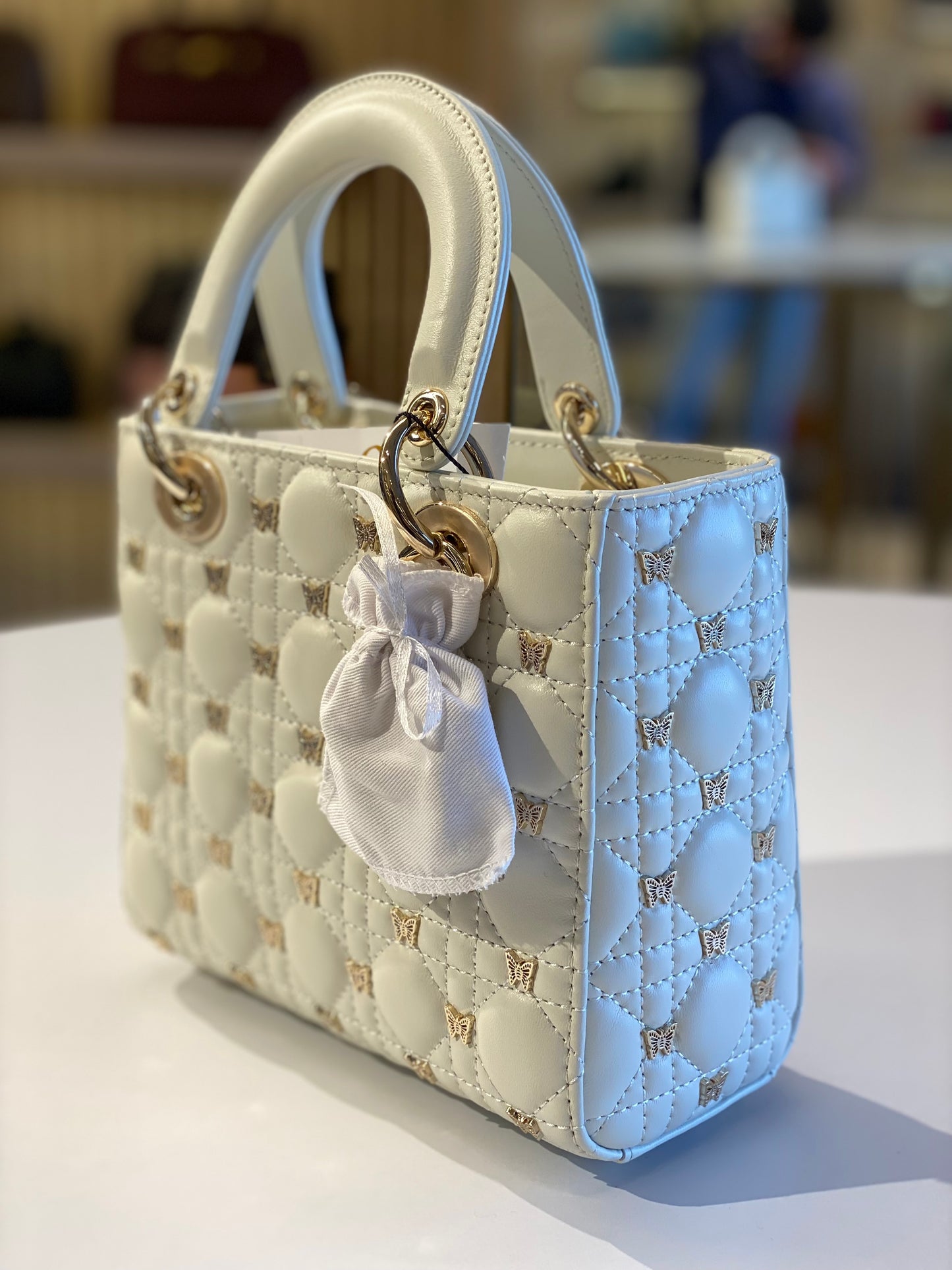 Dior