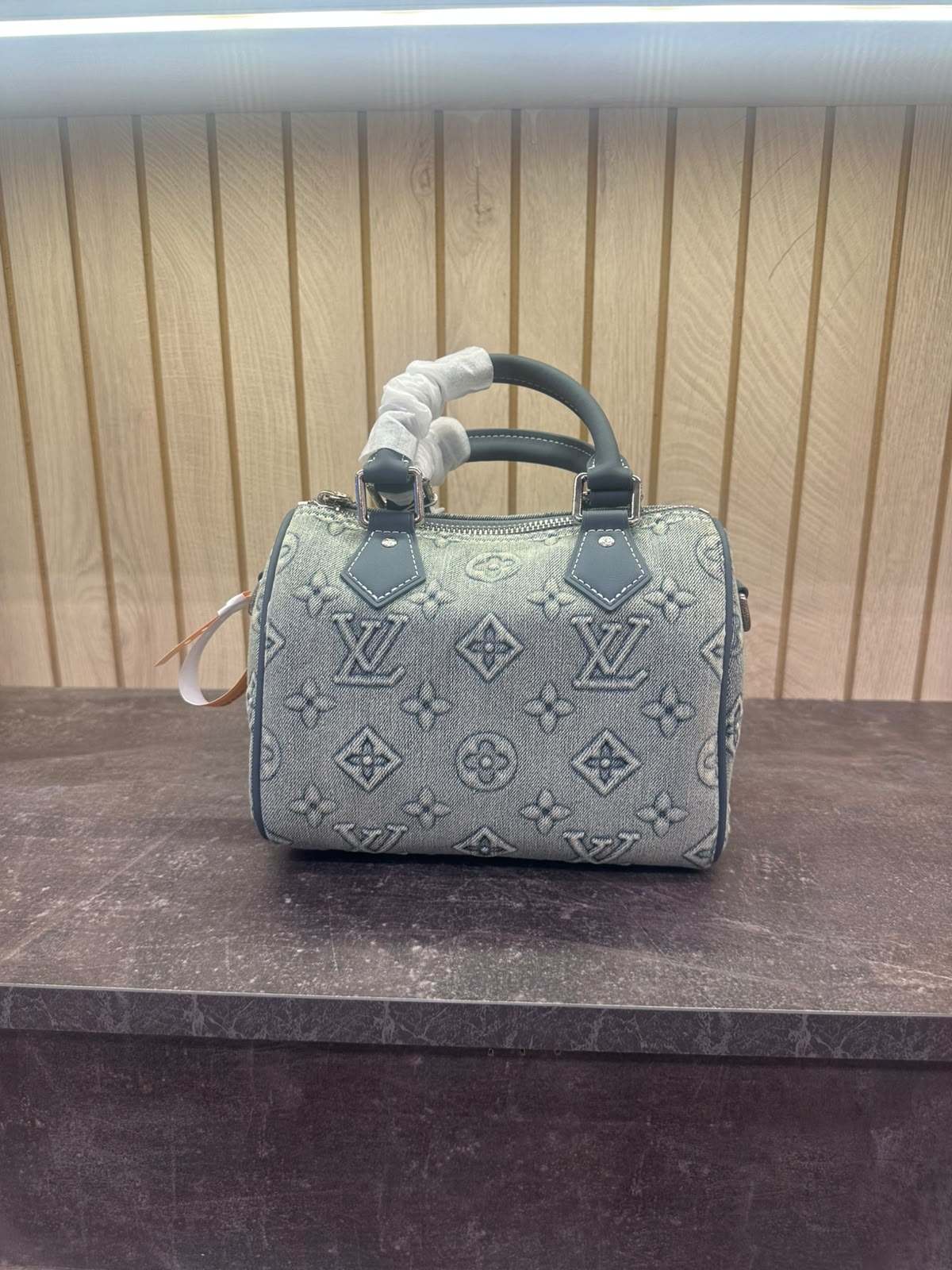 LV BAG