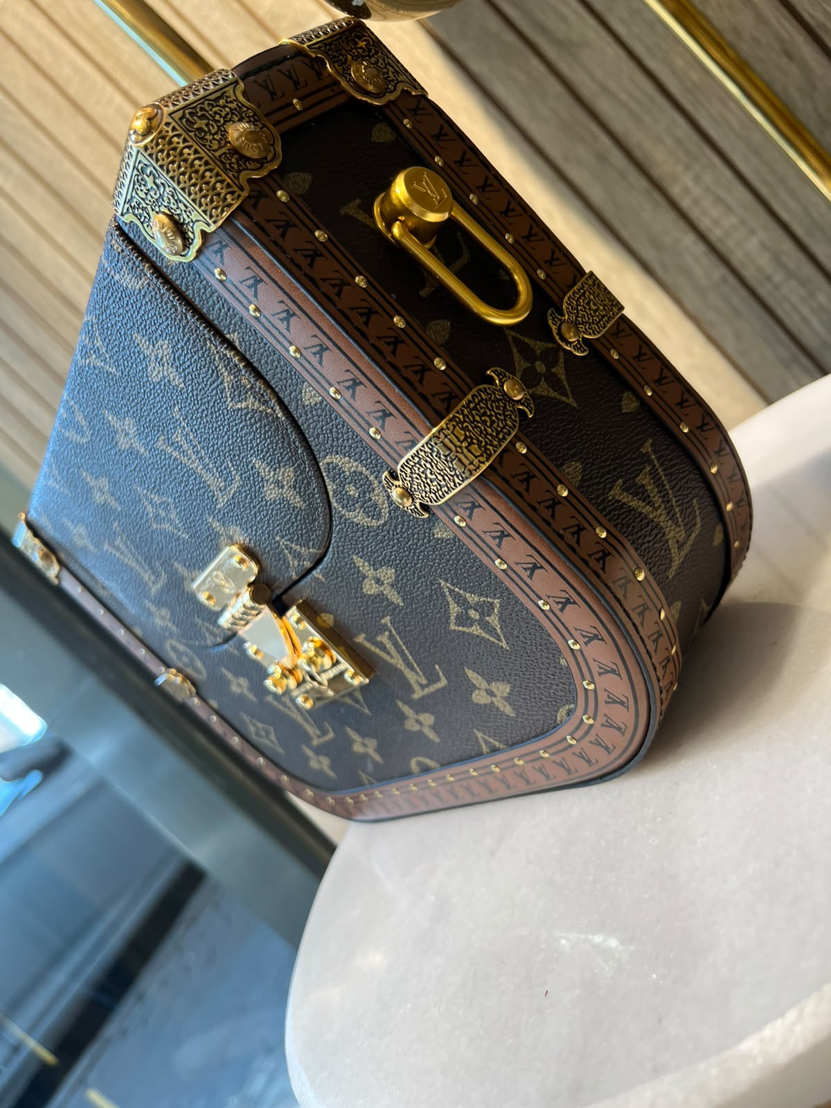 LV BAG