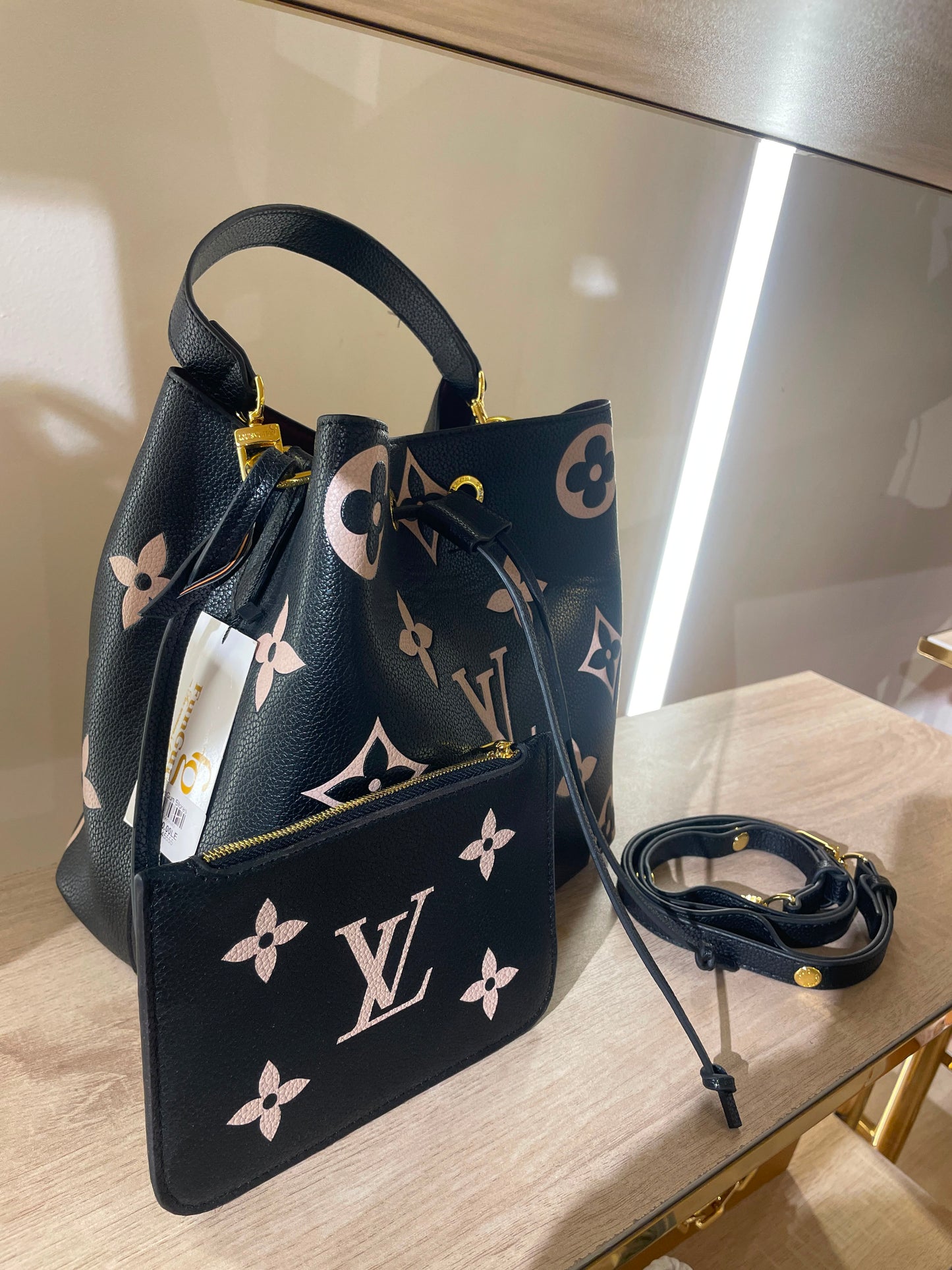 LV BAG