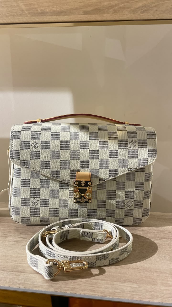 LV BAG