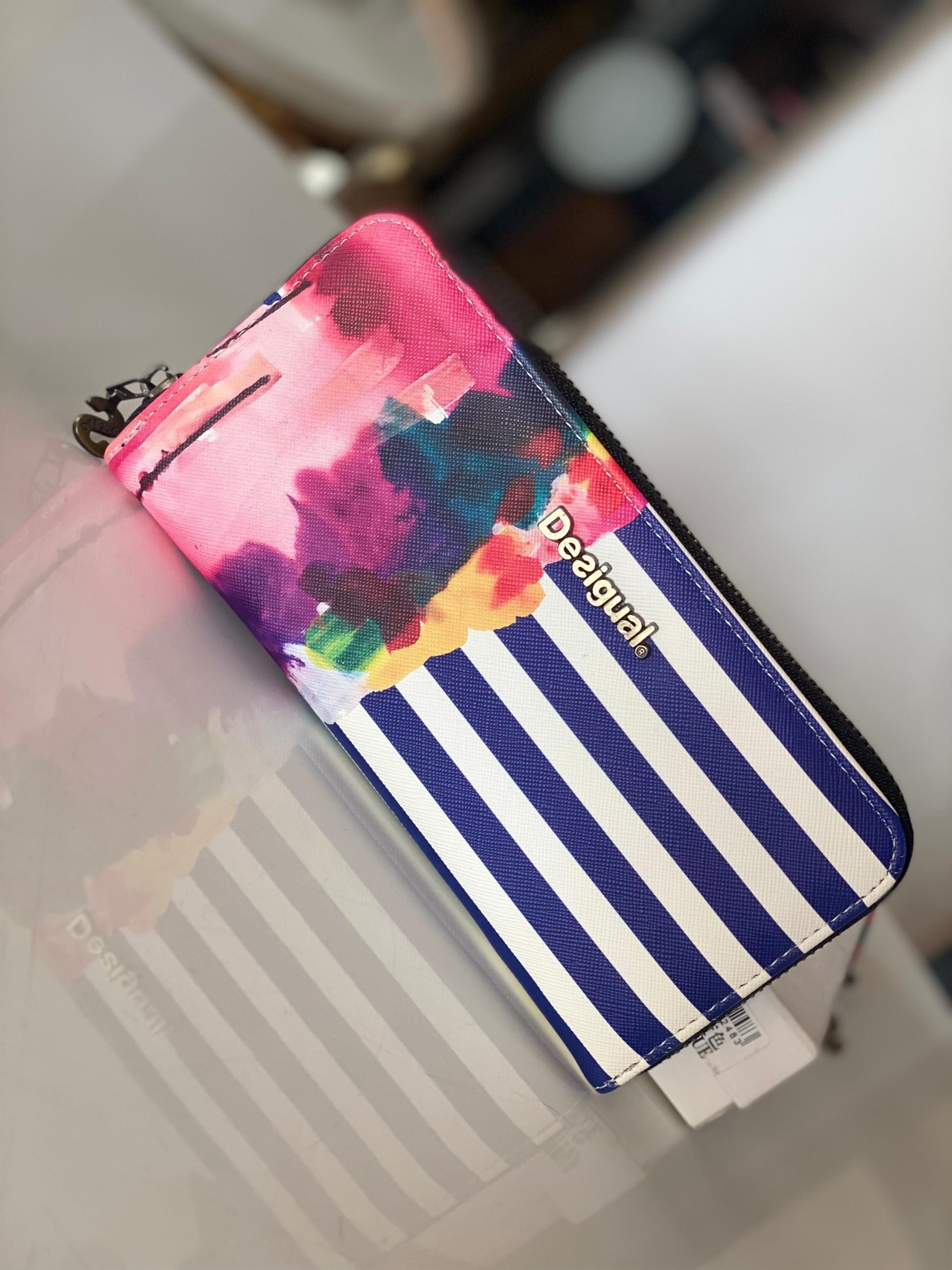 Selected Variant Image