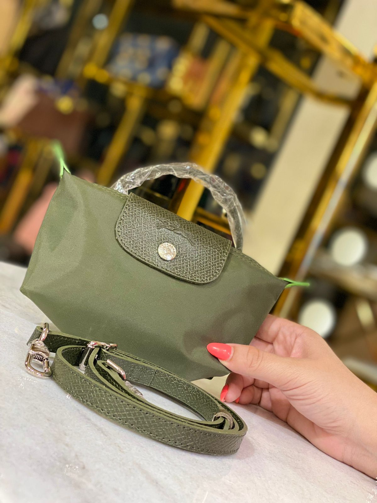 Selected Variant Image