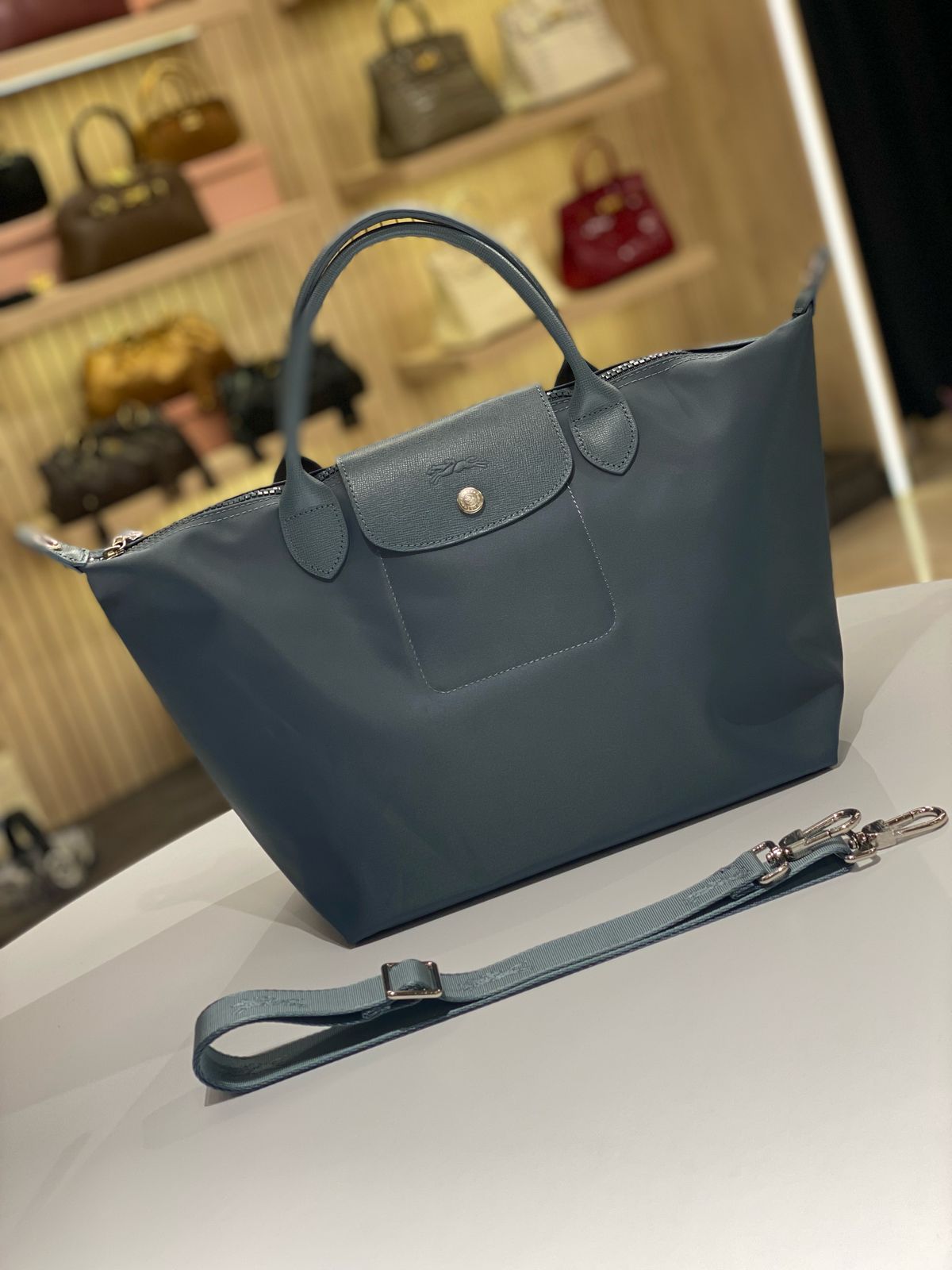 Selected Variant Image