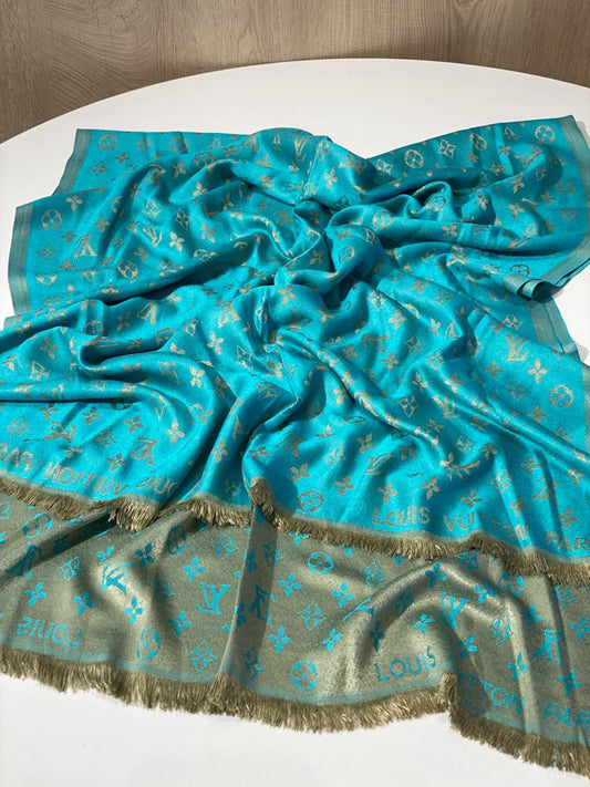 LV scarf