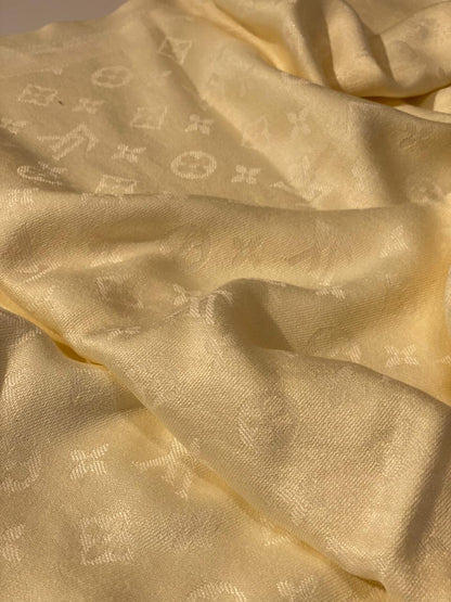 LV scarf