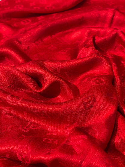 LV scarf