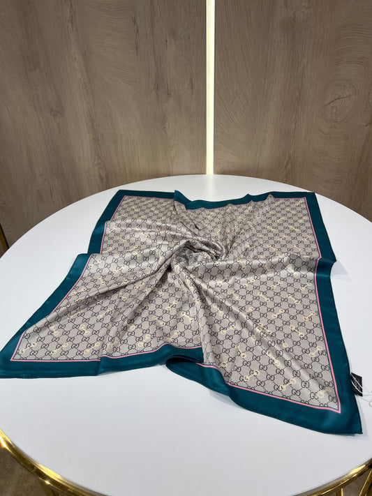 GUCCI scarf