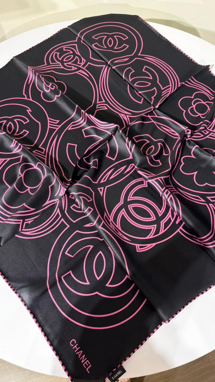 CHANNEL scarf