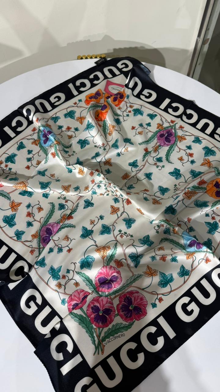 GUCCI scarf