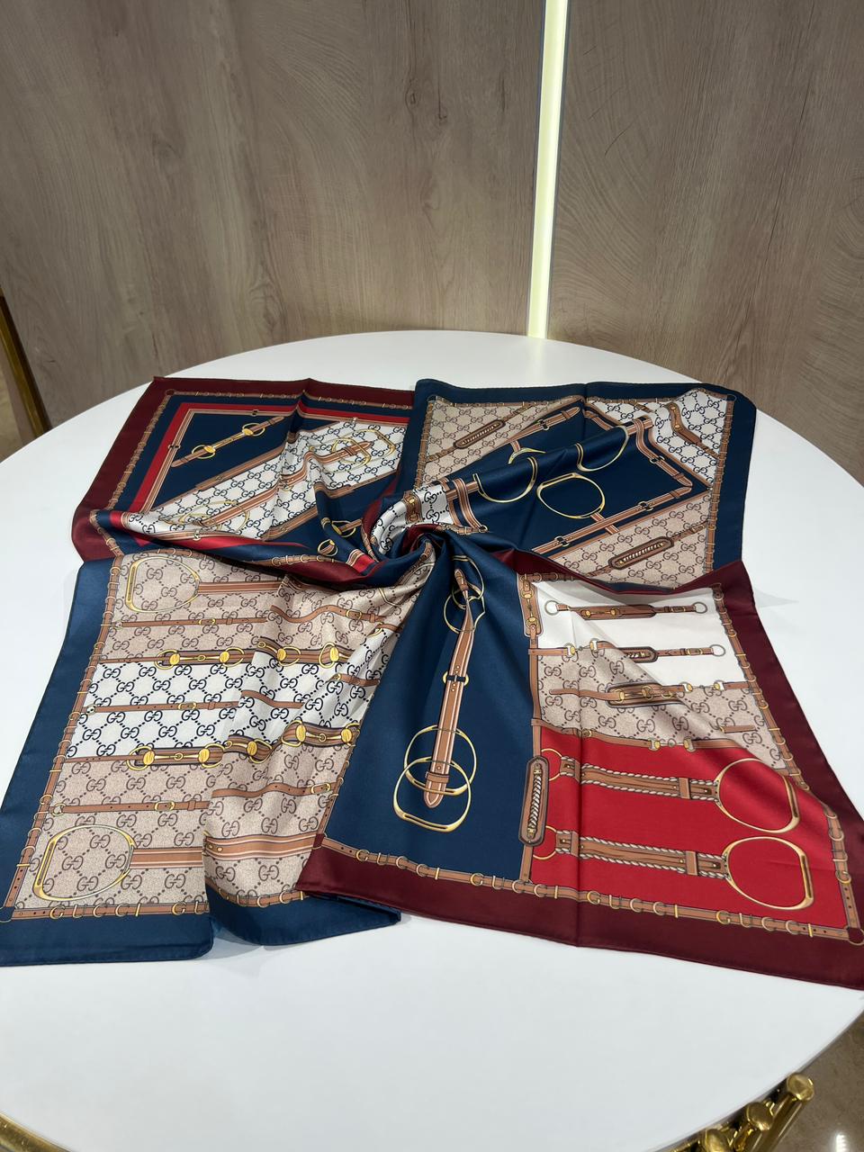 GUCCI scarf
