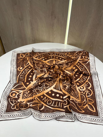 LV scarf