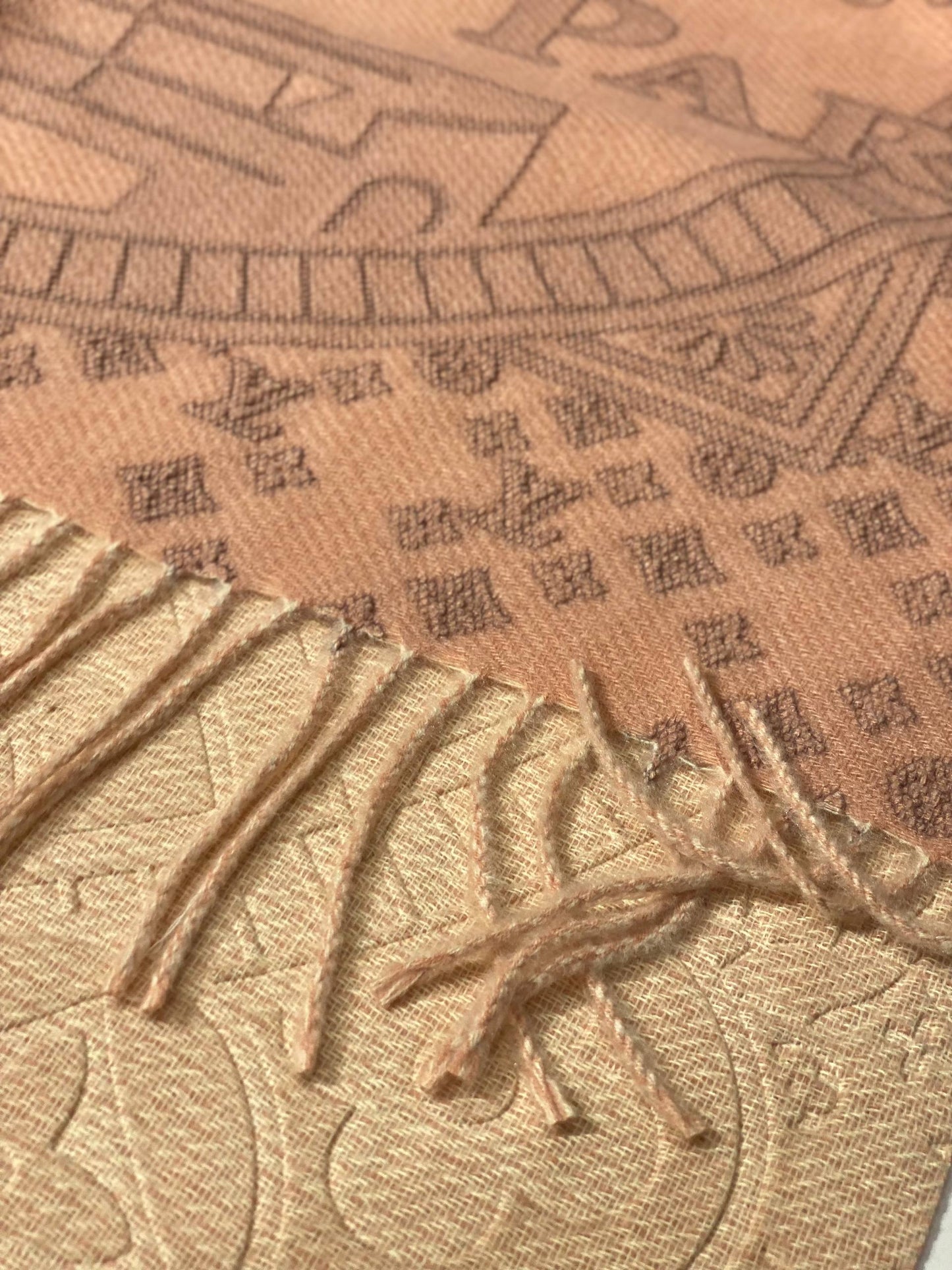 LV Scarf