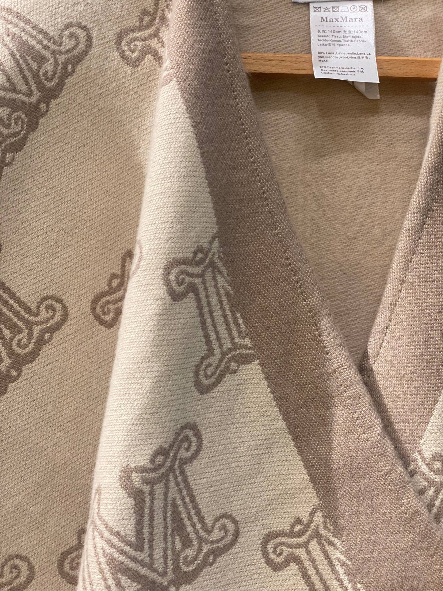 Shawl