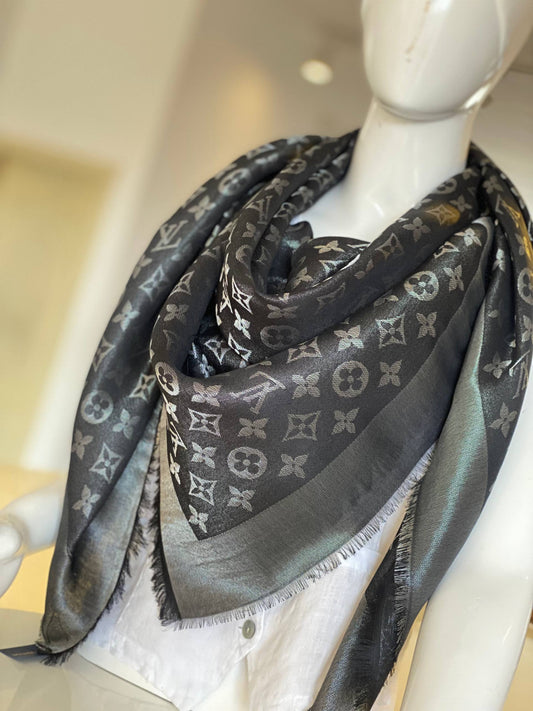 LV Scarf