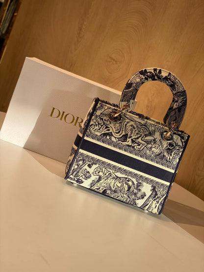 Dior