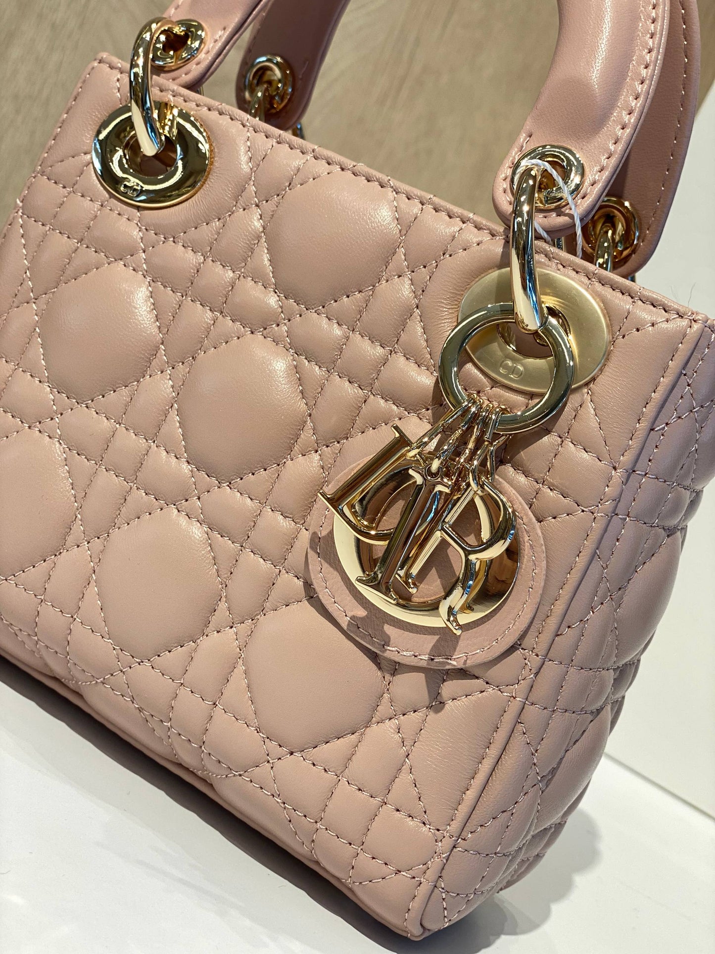 Dior