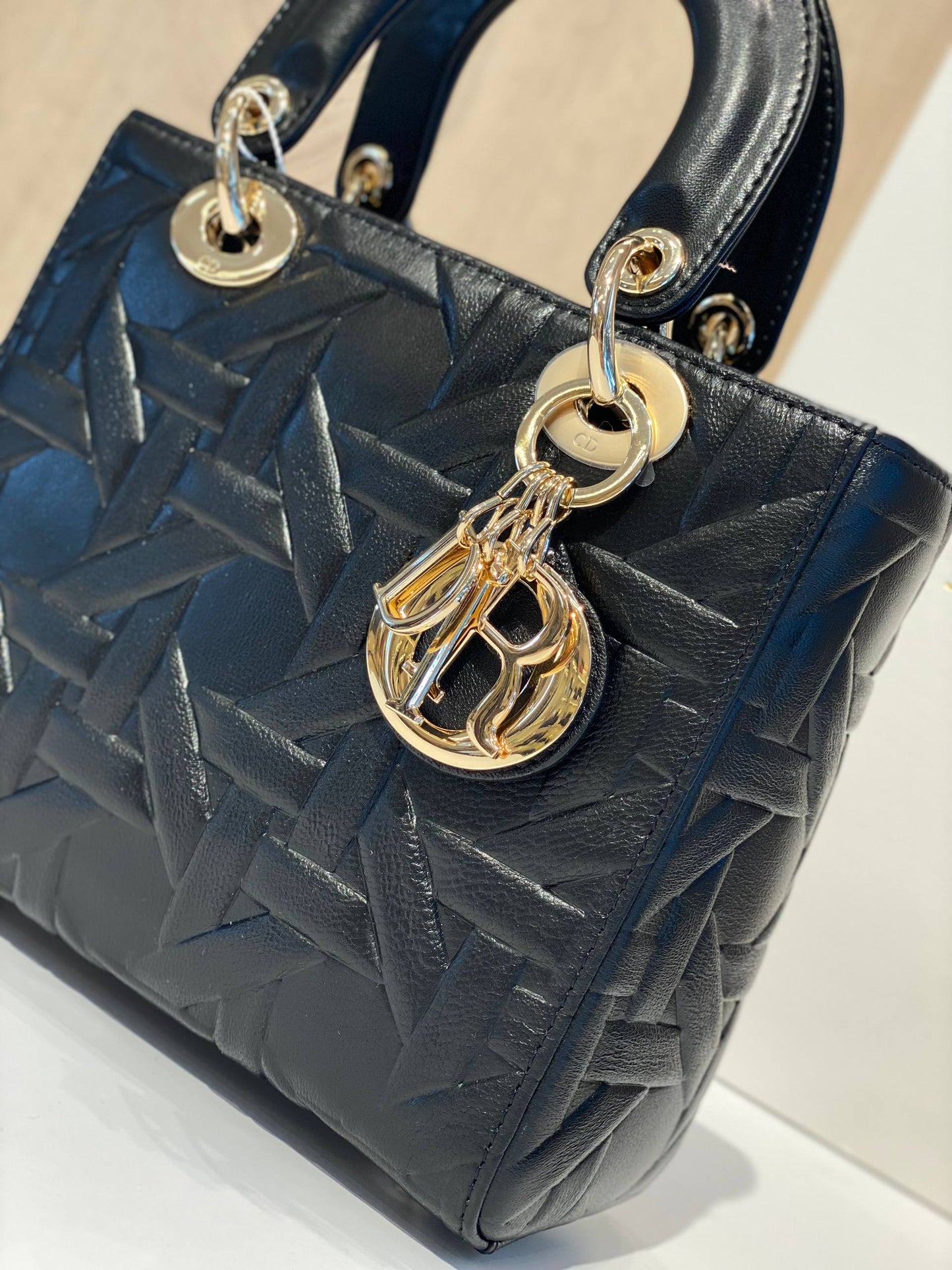 Dior