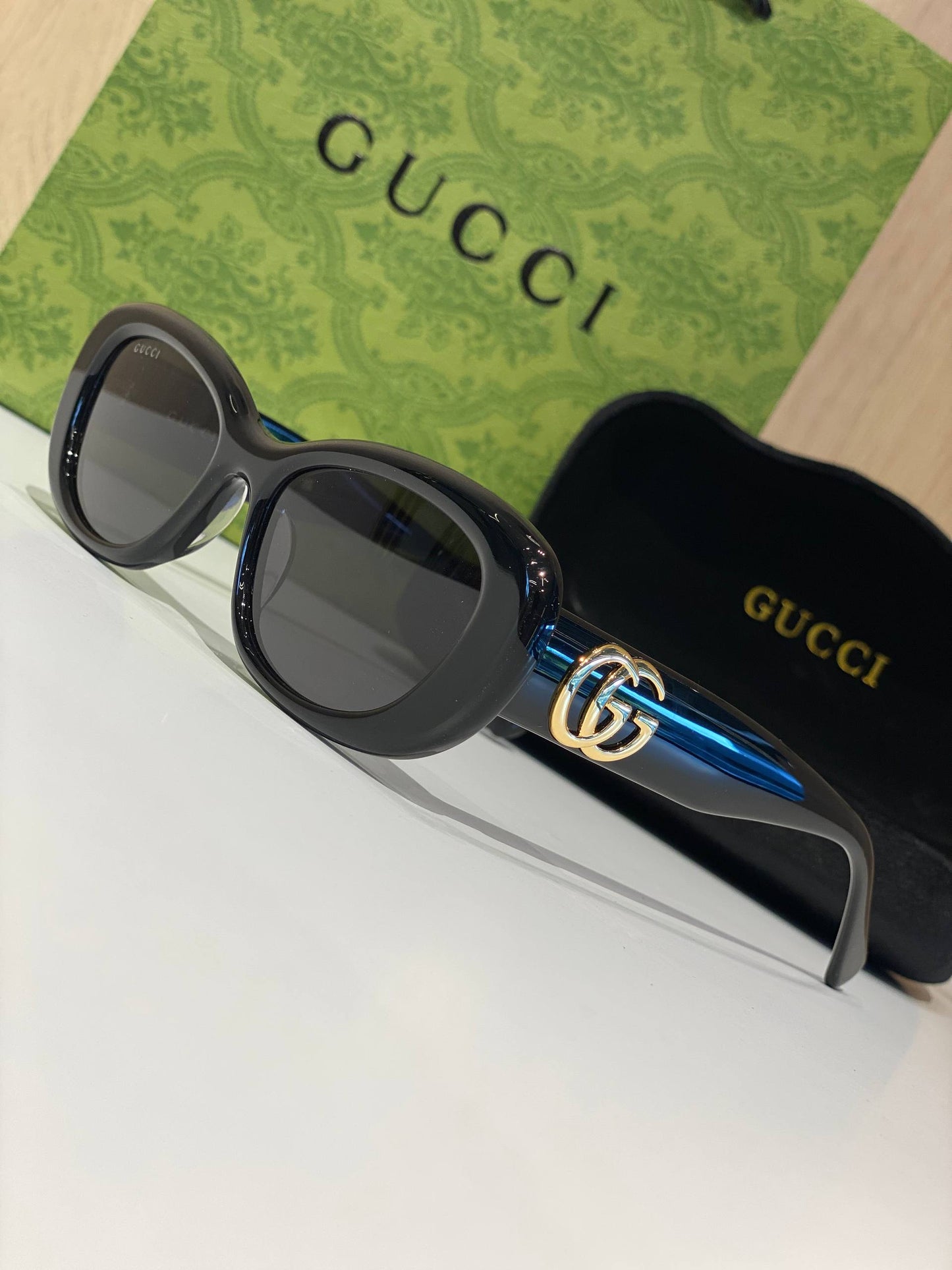 Gucci