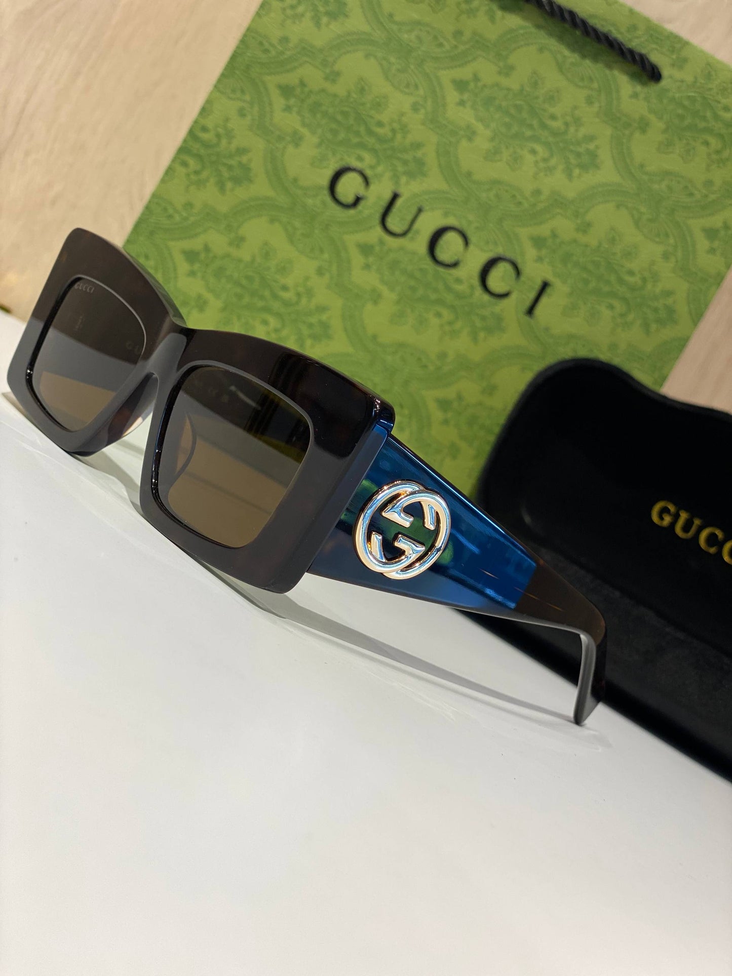 Gucci
