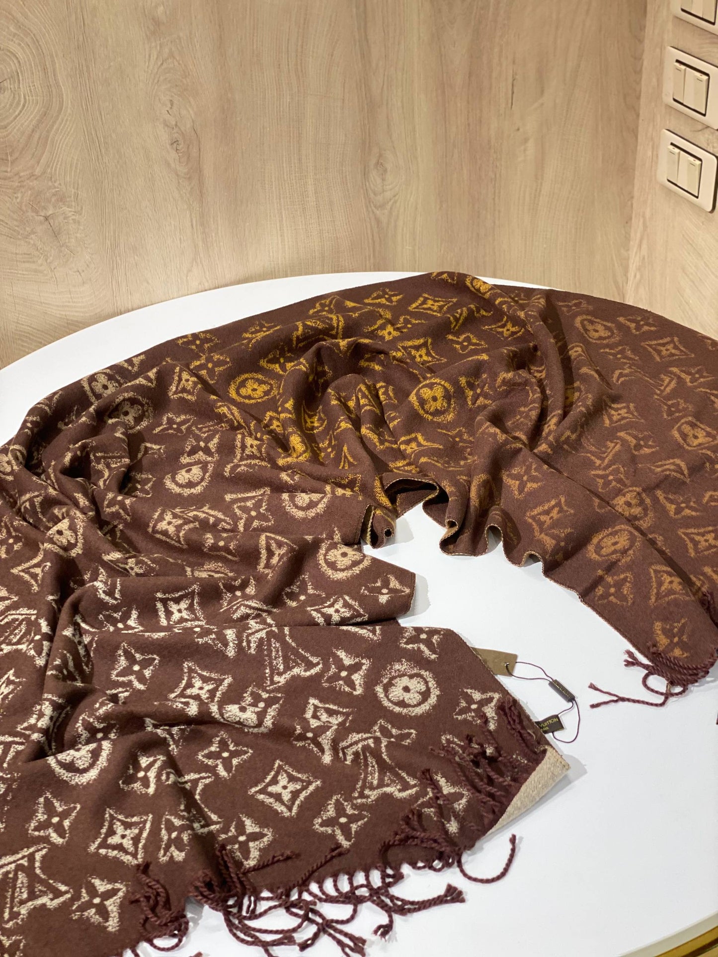 LV Scarf
