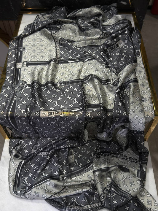 Lv Scarf
