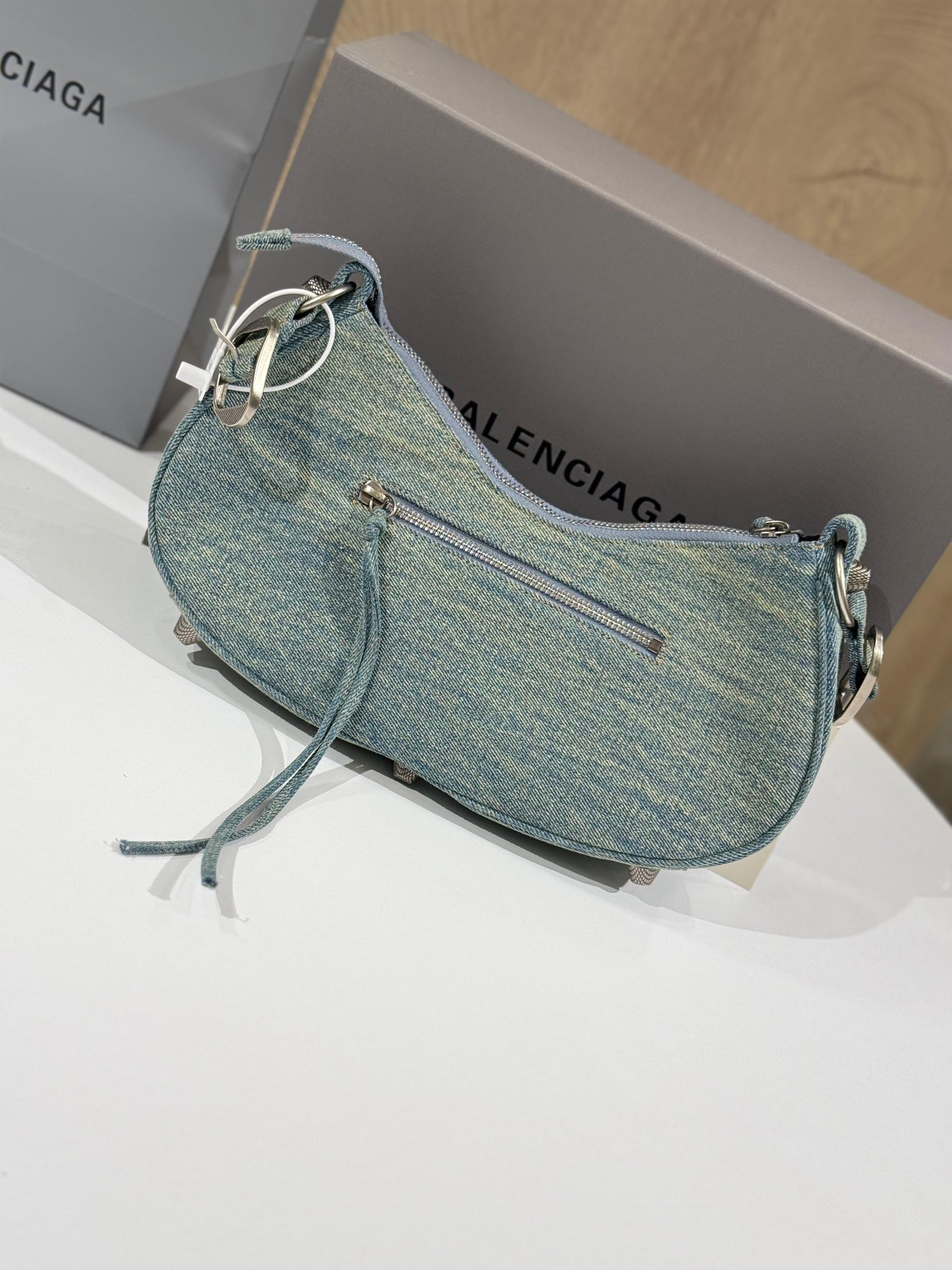 Balenciaga Le Cagole Shoulder Bag