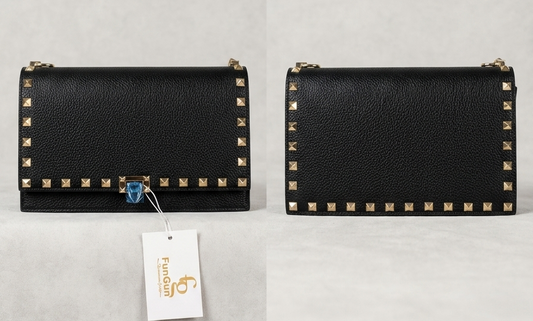 Valentino Garavani
Rockstud leather crossbody bag
