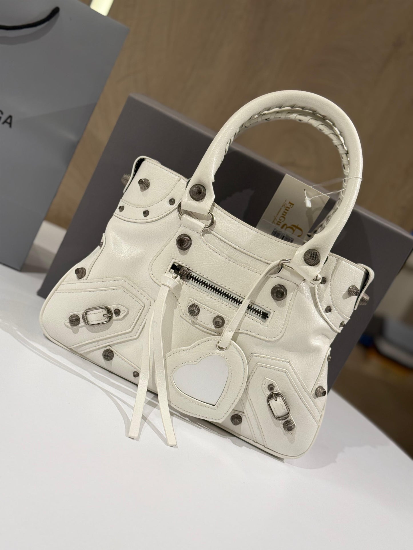 Balenciaga Le Cagole shoulder bag