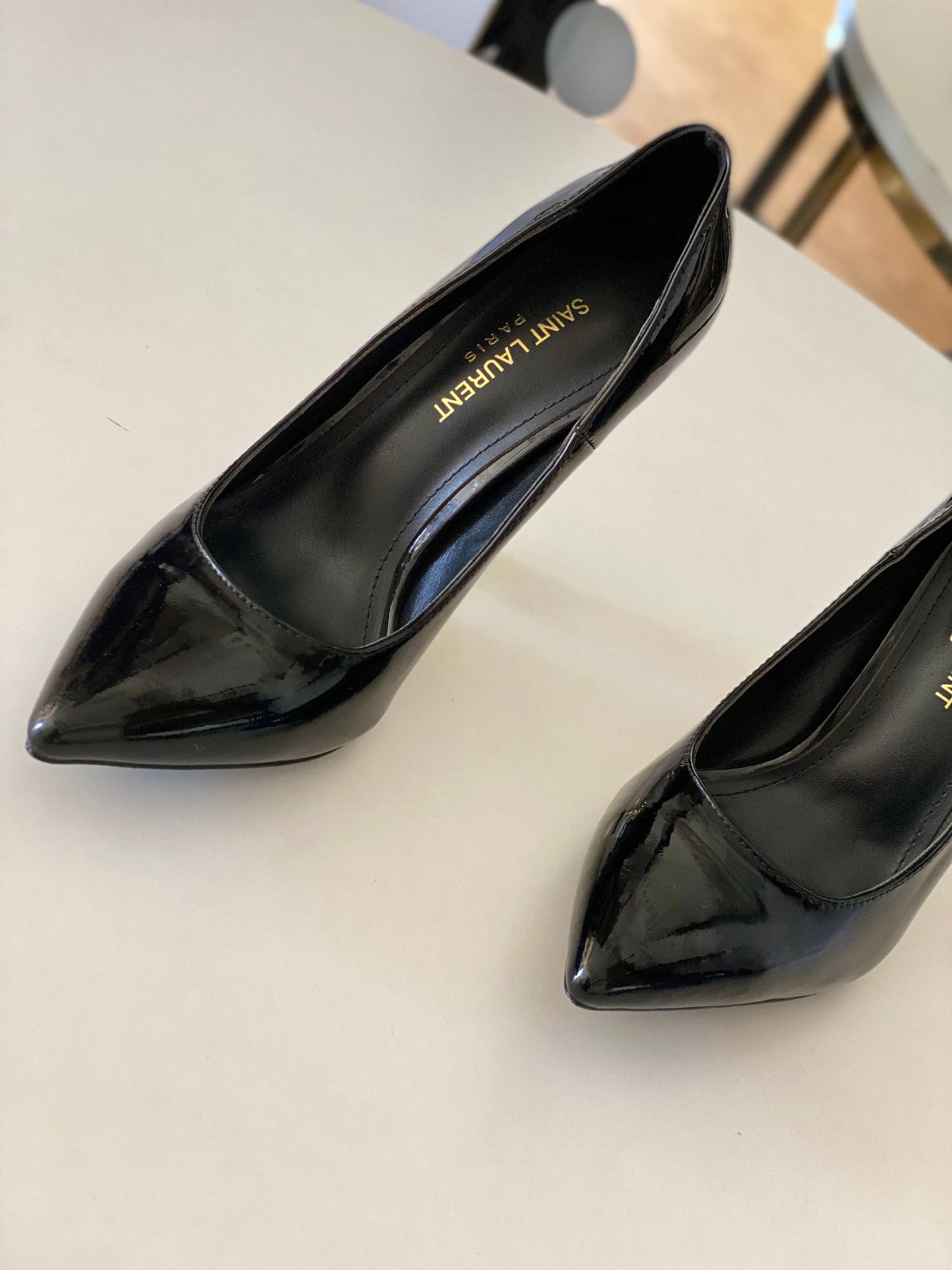 Saint Laurent Women's (Black on black)