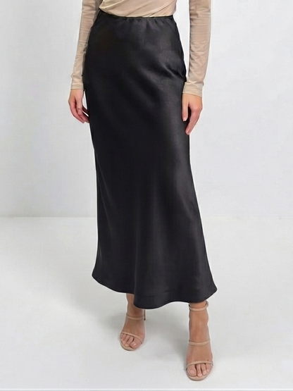 Skirt Stan (Black)