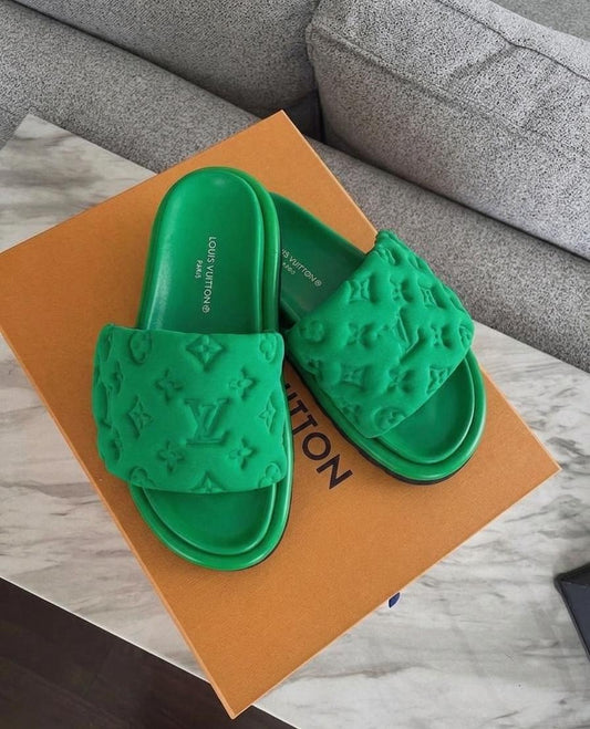 Lv Slipper