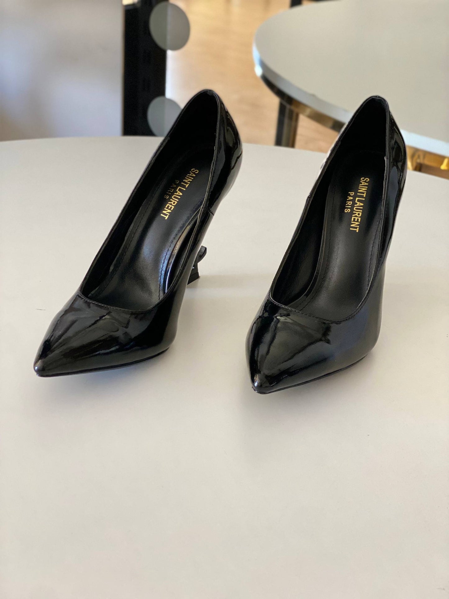 Saint Laurent Women's (Black on black)
