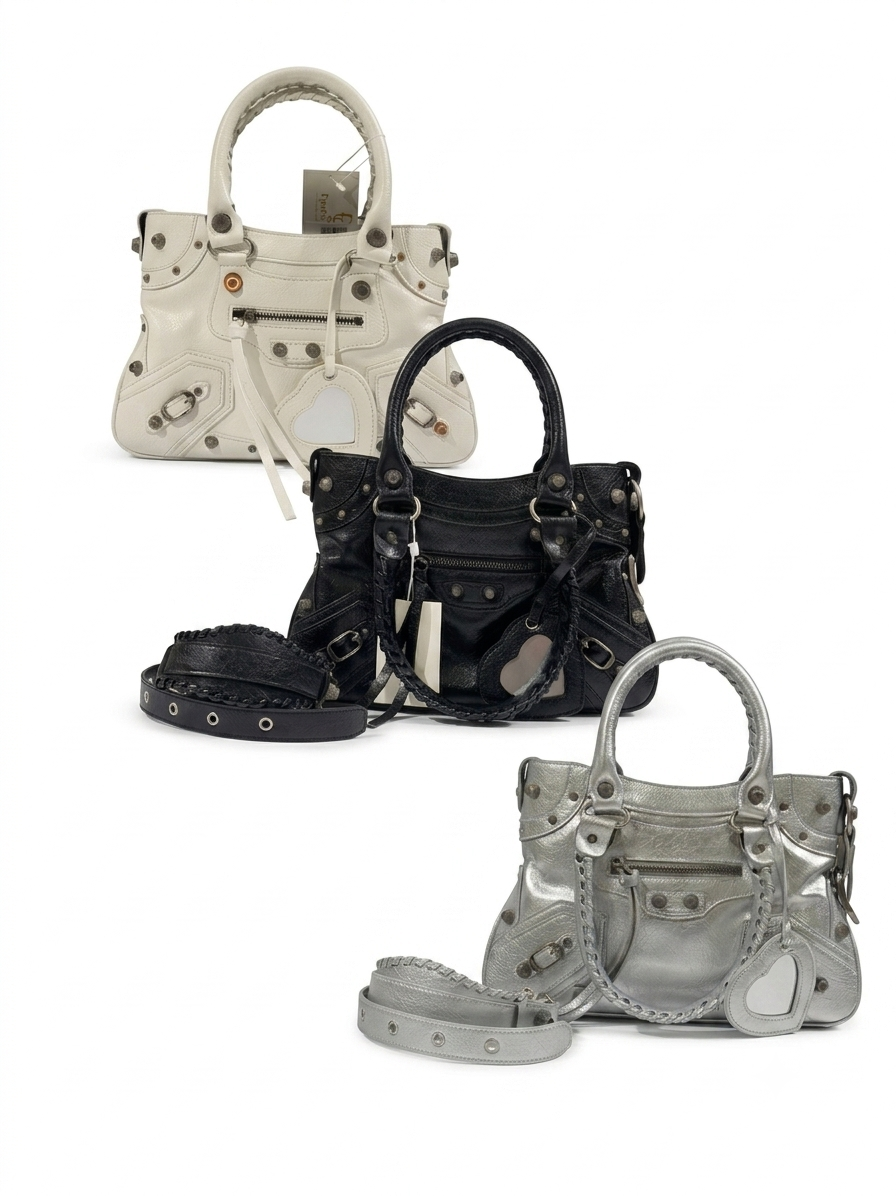 Balenciaga Le Cagole shoulder bag